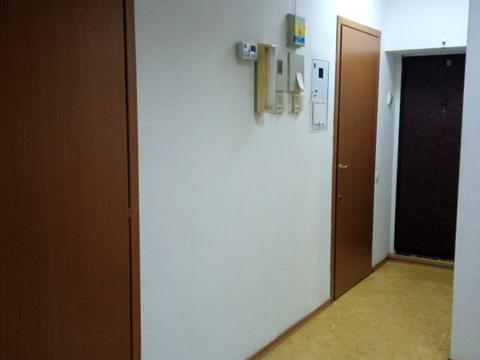 комерційна за адресою Аерокосмічний просп. (Гагаріна), 1