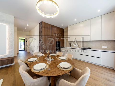 будинок за адресою Центральна вул.