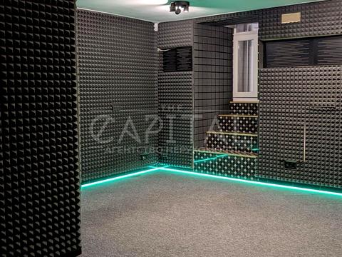 комерційна за адресою Шота Руставелі вул., 27