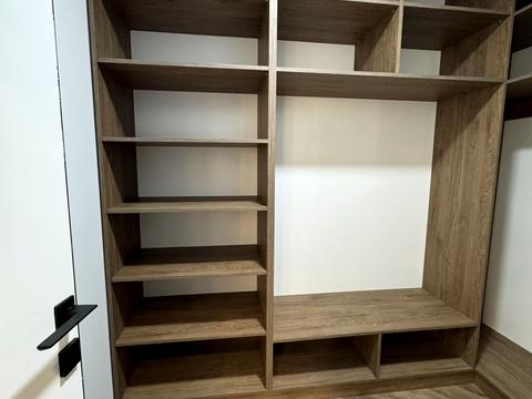 квартира за адресою Юліана Пелеша вул., 1