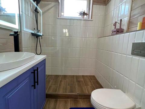 дом по адресу с. Забучье, Рідна