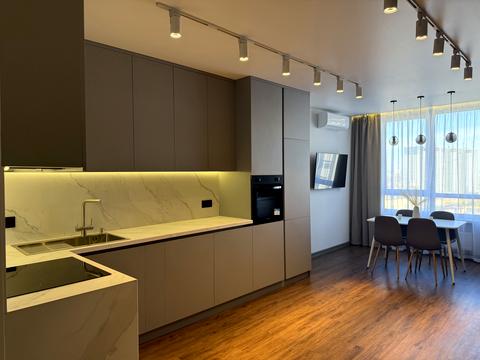 квартира за адресою Причальна вул., 14