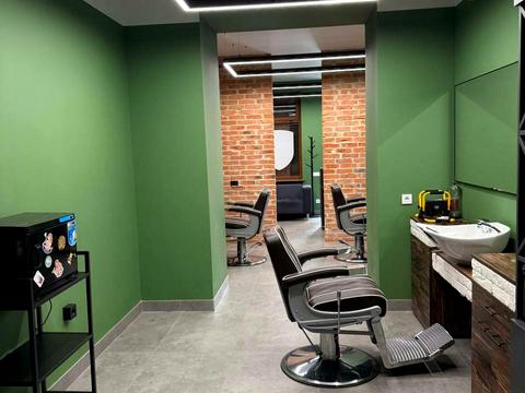 комерційна за адресою Митрополита Антонія Ангеловича вул., 32