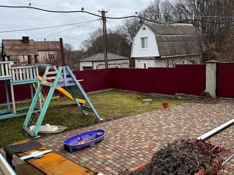 будинок за адресою с. Шаровечка, проїзд  2 Бурштиновий