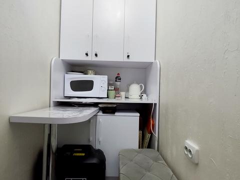 комерційна за адресою смт. Авангард, Торгова вул., 1