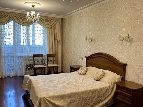 квартира по адресу Патриарха Мстислава Скрипника ул., 40