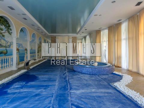 будинок за адресою смт. Козин, Столичне шосе