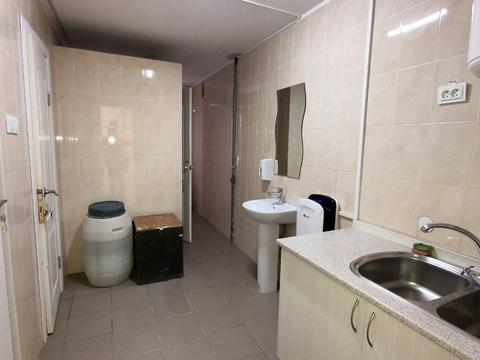 комерційна за адресою Ніла Армстронга вул. (Казакова), 1д