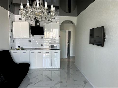 квартира за адресою Левка Лук'яненка вул. (Василя Жуковського), 18