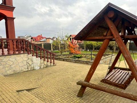 будинок за адресою Грушевського