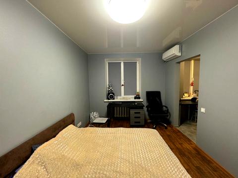 квартира по адресу Строителей ул., 33