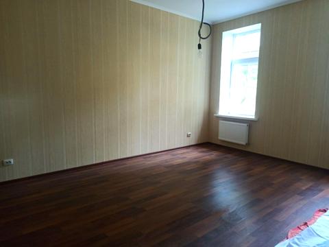 комерційна за адресою с. Подільське, Центральна, 7