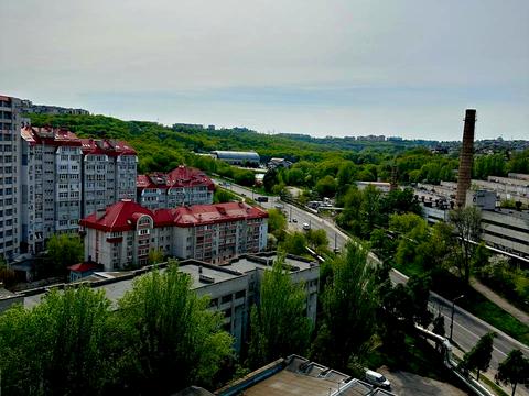 квартира за адресою Космічна вул., 5