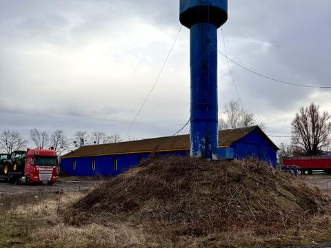 комерційна за адресою Будівельна, 1