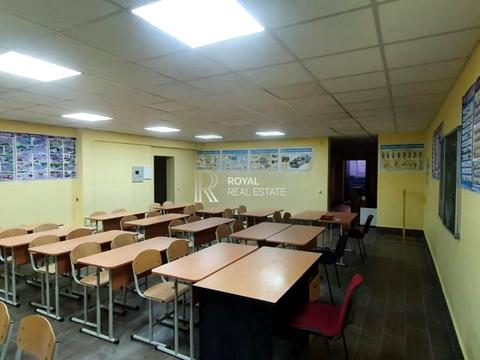 комерційна за адресою Київська вул., 17