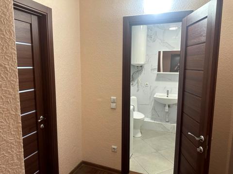 квартира за адресою Миколи Вінграновського вул., 2