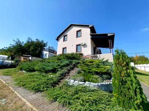 будинок за адресою Центральна, 19