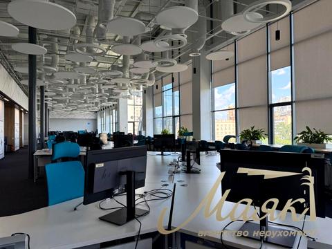 комерційна за адресою Сім'ї Прахових вул. (Гайдара), 58