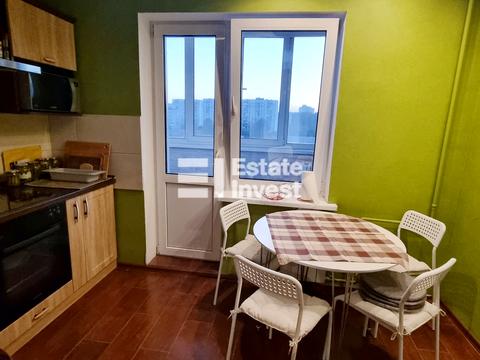 квартира за адресою Автозаводська вул., 79