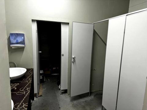 коммерческая по адресу Киевская ул., 2