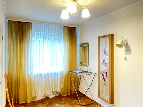 квартира за адресою Любомира Гузара просп. (Космонавта Комарова), 8