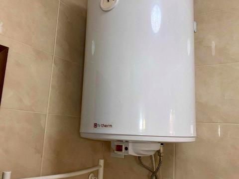 квартира за адресою Софії Русової вул., 1