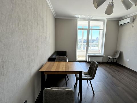 квартира по адресу Олеся Бердника ул., 1-Д