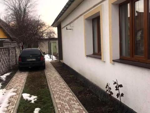будинок за адресою Р-н Утоса 