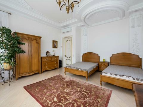 будинок за адресою с. Нещерів, Пархоменко