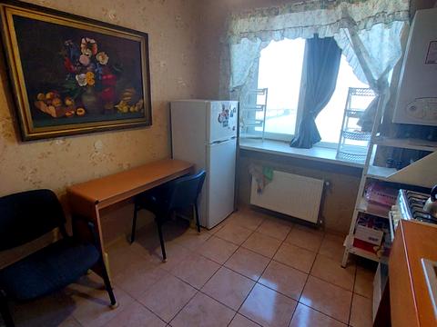 квартира за адресою Мостобудівників вул., 18