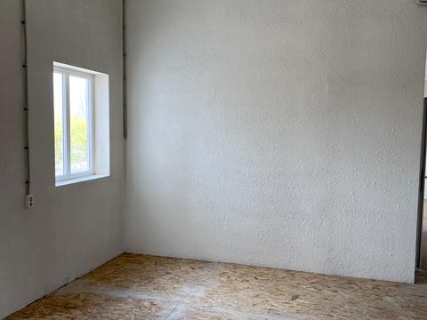 комерційна за адресою Радосинська вул., 124