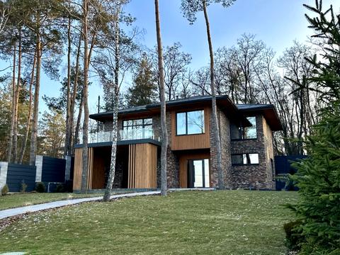 будинок за адресою Віта Поштовп