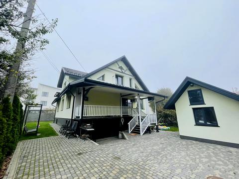 дом по адресу провулок Зарічний