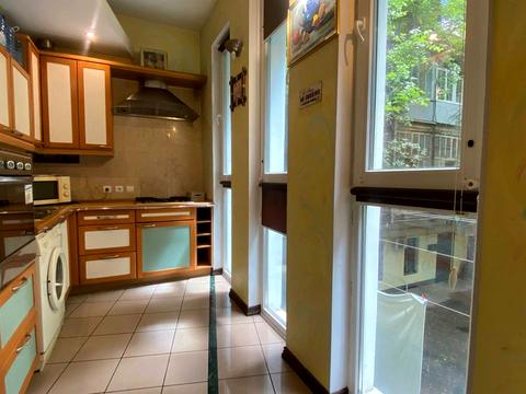 квартира за адресою Дерибасівська вул., 19