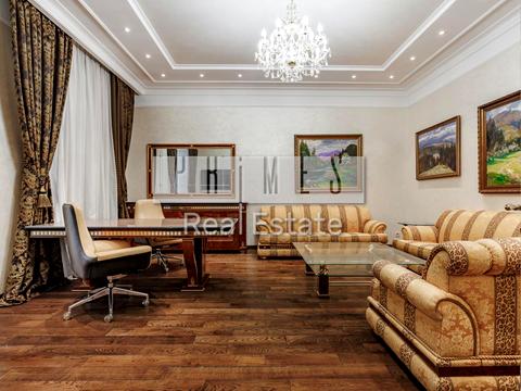 комерційна за адресою Шота Руставелі вул., 3