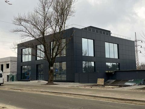 комерційна за адресою Попудренка, 50