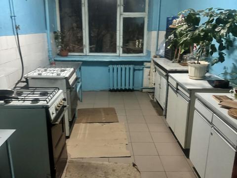 комната по адресу Олега Антонова, 15