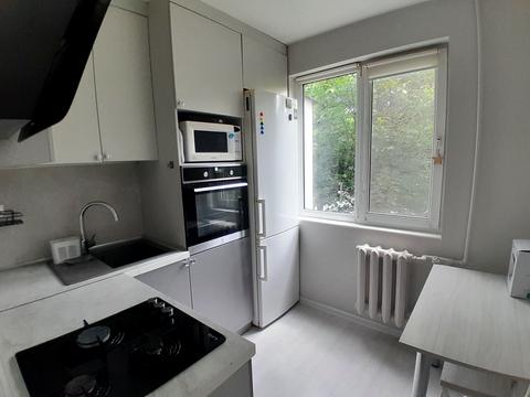 квартира за адресою Космонавтів вул., 40