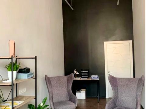 комерційна за адресою Володимирська вул., 10