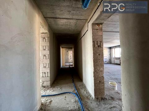 комерційна за адресою Лесі Українки вул., 62-Б