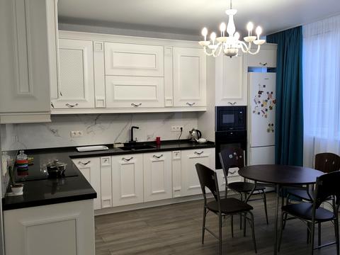квартира за адресою Рея Бредбері вул., 2