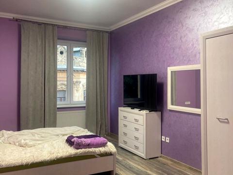 квартира по адресу степана бандери 17, 1