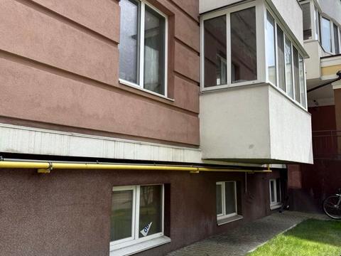 комерційна за адресою Ярослава Мудрого вул., 1