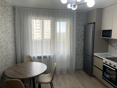 квартира за адресою Ревуцького вул., 54-А