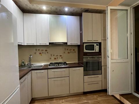 квартира по адресу Роганская ул., 130/2