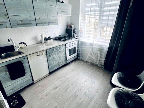 квартира за адресою Дубровицька, 5