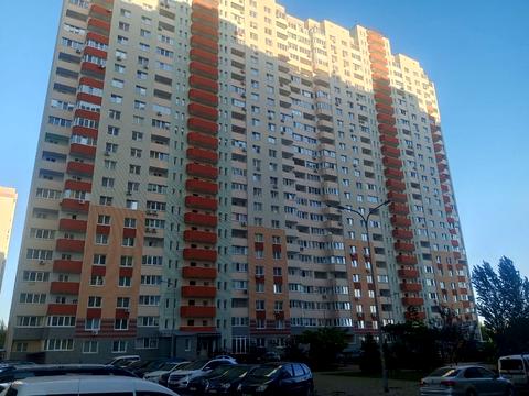 квартира за адресою Софії Русової вул., 7-А