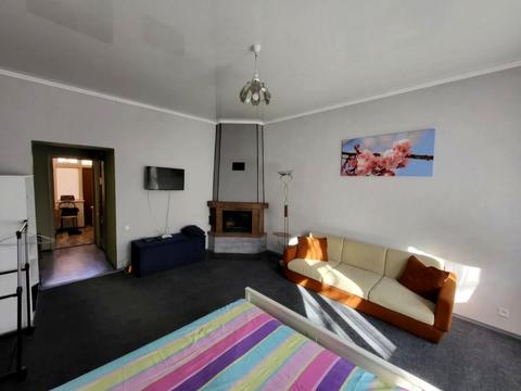 квартира за адресою Рене Декарта вул., 7