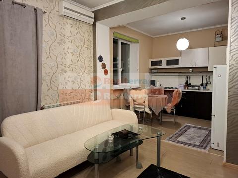 квартира за адресою Леоніда Каденюка просп. (Юрія Гагаріна), 8-А