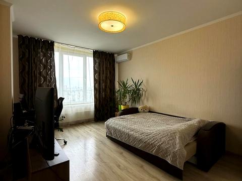 квартира за адресою Богатирська вул., 6-А